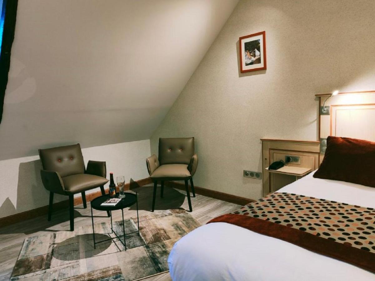 La Chaumiere Hotel Aubigny sur Nere Bagian luar foto