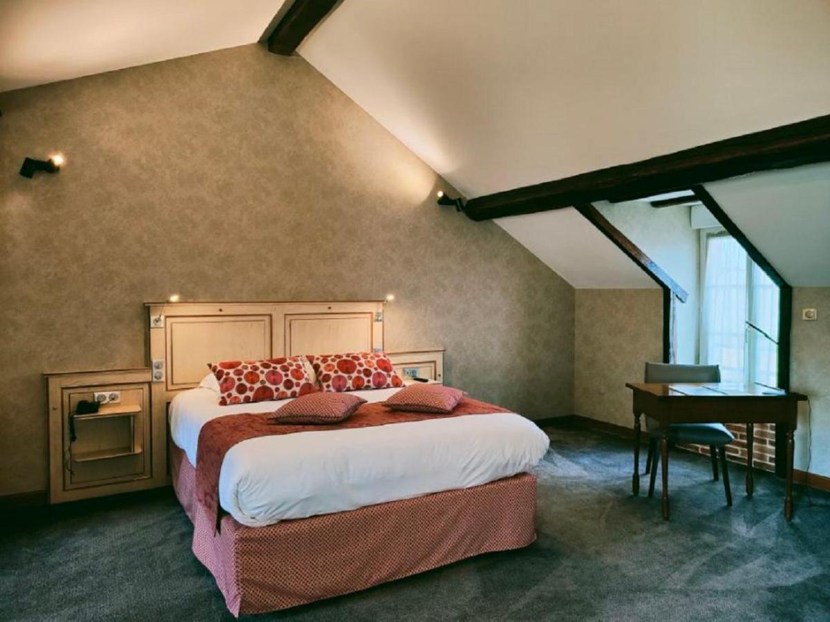 La Chaumiere Hotel Aubigny sur Nere Bagian luar foto