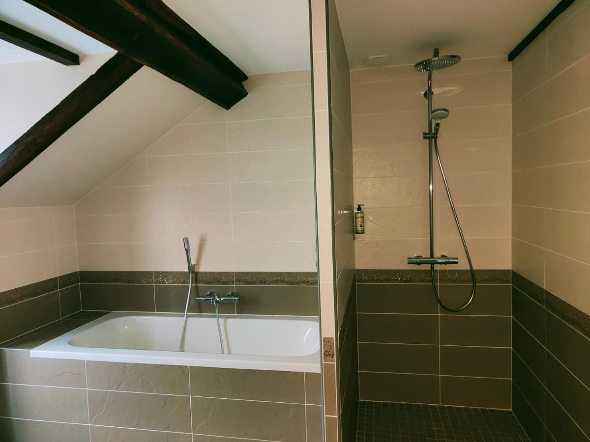 La Chaumiere Hotel Aubigny sur Nere Bagian luar foto