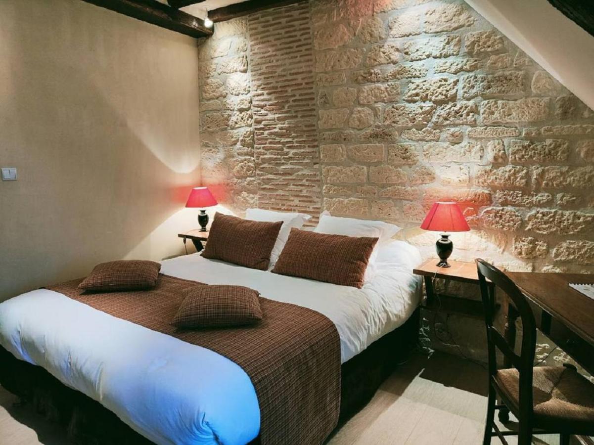 La Chaumiere Hotel Aubigny sur Nere Bagian luar foto