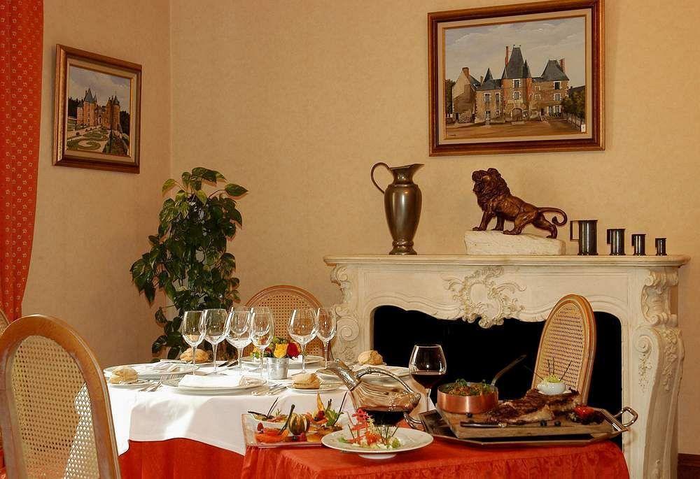 La Chaumiere Hotel Aubigny sur Nere Bagian luar foto