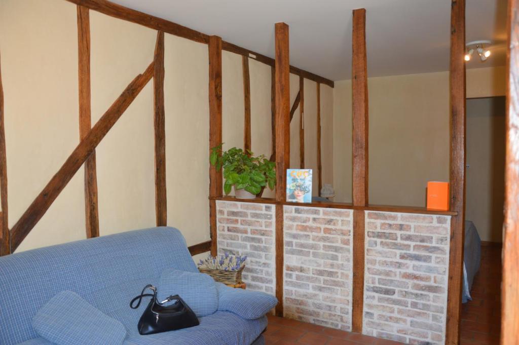 La Chaumiere Hotel Aubigny sur Nere Ruang foto